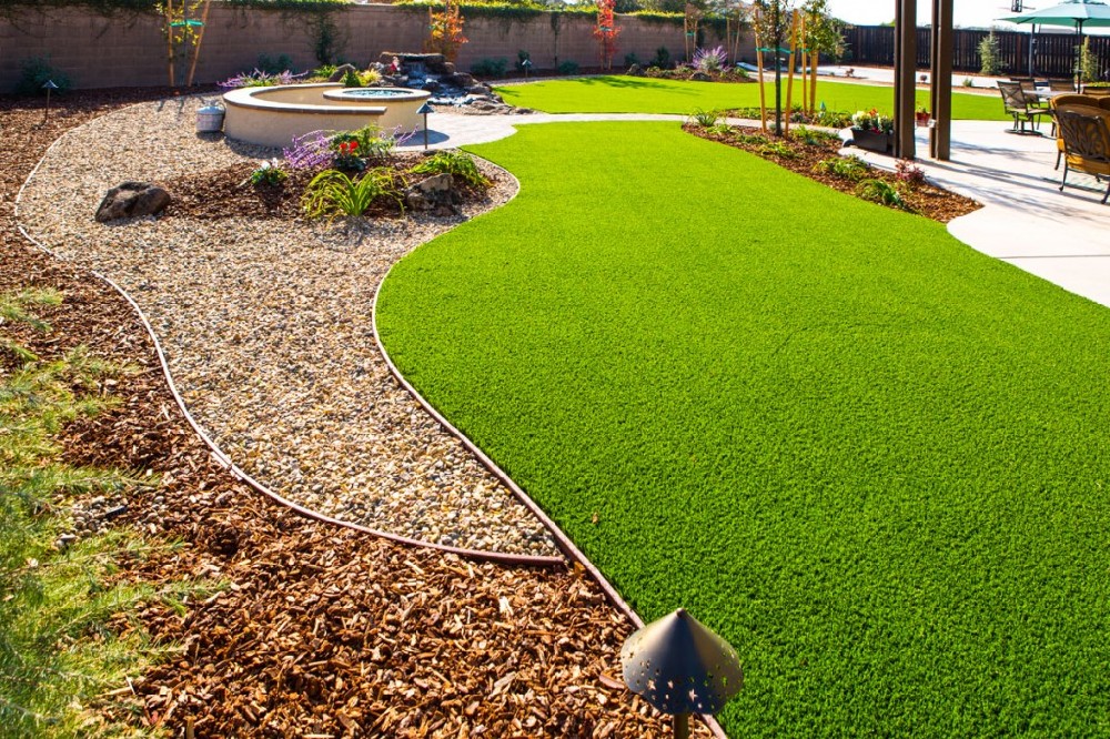 Revolutionary artificial turf protects your sports safety!